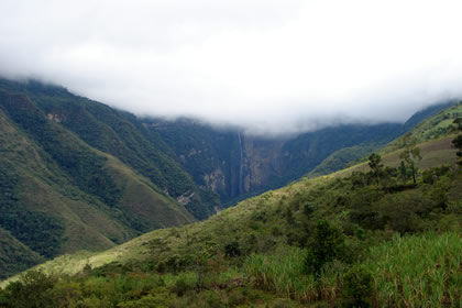 CATARATA DE GOCTA 01