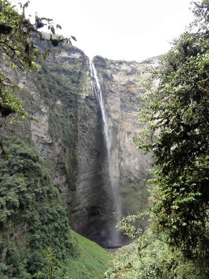 CATARATA DE GOCTA 23
