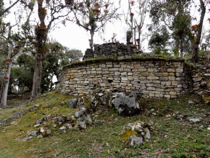 COMPLEJO ARQUEOLOGICO MONUMENTAL KUELAP FOTOS 13