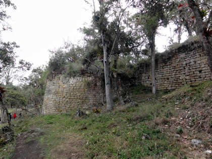 COMPLEJO ARQUEOLOGICO MONUMENTAL KUELAP FOTOS 18