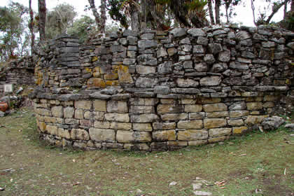 COMPLEJO ARQUEOLOGICO MONUMENTAL KUELAP - SECTOR PUEBLO BAJO 05