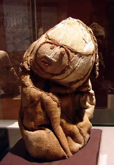 Momia de Infantes de la Cultura Chachapoyas 01