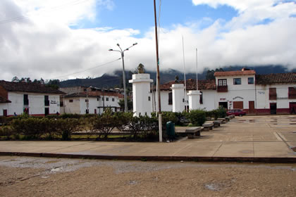 PLAZUELA DE LA INDEPENDENCIA 07