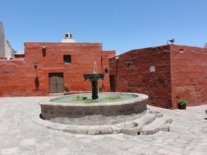 PLAZA ZOCODOBER Y MIRADOR 03
