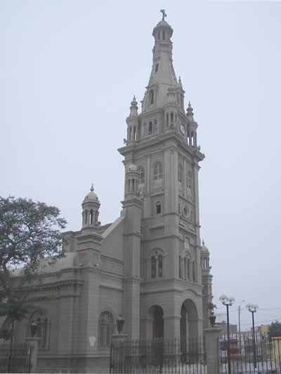 SANTUARIO DEL SE�OR DE LUREN 04
