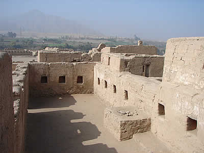 RECINTOS DEL PALACIO DE TAMBO COLORADO 16