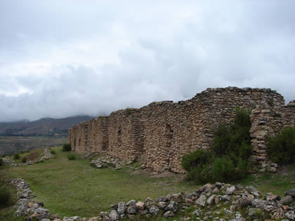 RESTOS ARQUEOLOGICOS DE ARWATURO 03