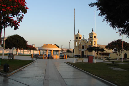 PLAZA DE ARMAS DE CHOCOPE 06