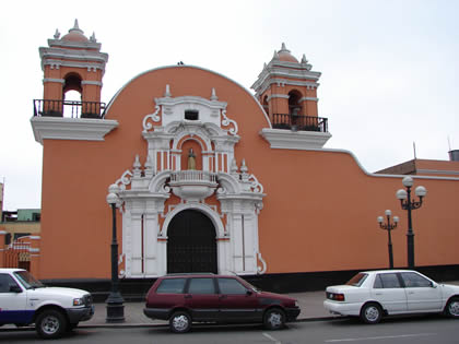 IGLESIA SANTA MARIA MAGDALENA 01