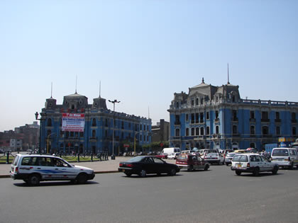 PLAZA DOS DE MAYO 08