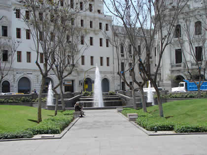 PLAZA SAN MARTIN 08