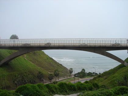 EL PUENTE EDUARDO VILLENA REY 04