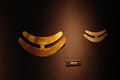SALA COSMOVISION Y VESTIDO DE LA SALA MUSEO ORO DEL PERU 10
