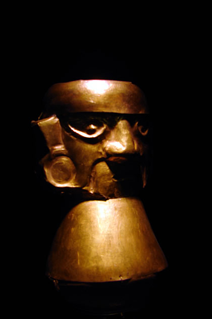 SALA METALURGIA DE LA SALA MUSEO ORO DEL PERU 08