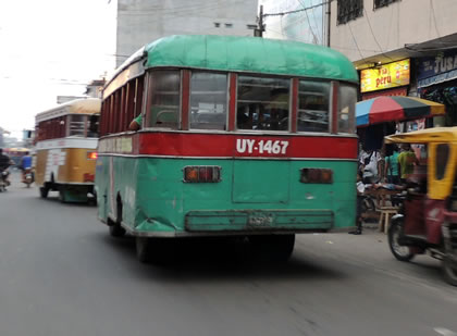 LOS BUSES DE IQUITOS 03
