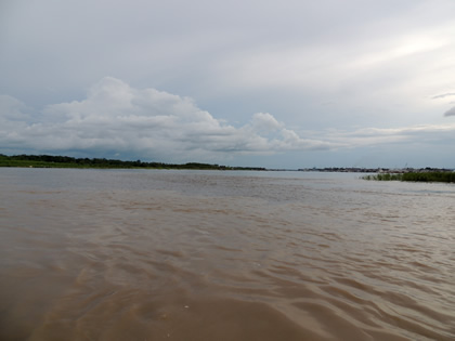 CONFLUENCIA RIO ITAYA RIO AMAZONAS 05