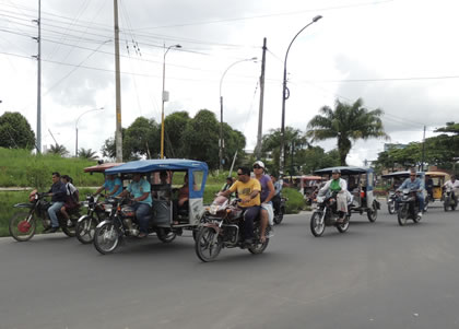 MOTOS Y MOTOTAXIS 01