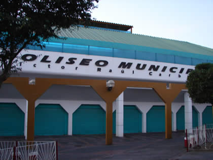 COLISEO MUNICIPAL DE ILO 03