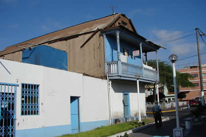 PLAZA MARISCAL NIETO ILO 05
