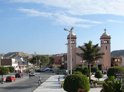 IGLESIA LA INMACULADA DE TALARA 04