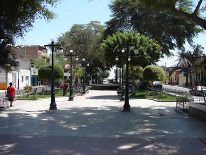 PLAZA TRES CULTURAS 03